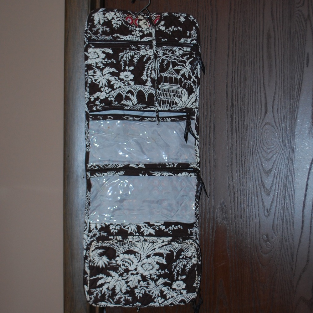 ***SALE*** - REDUCED! - Vera Bradley Hanging Travel Bag